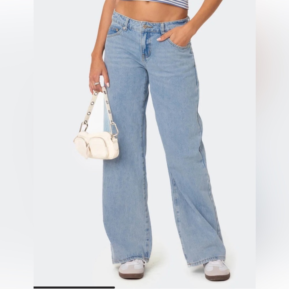 Raelynn Washed Low Rise Jeans